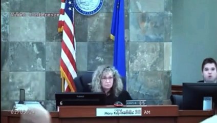 Un hombre atacó a una jueza por no dejarlo en libertad condicional