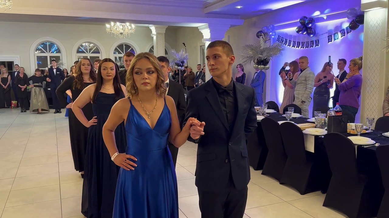 Studniówka 2024 ZSTiO w Głogowie - polonez