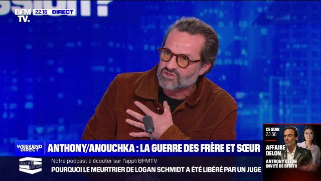 Stéphane Guibourgé (auteur de La mélancolie d'Alain Delon ): C'est comme si [Anthony Delon] endossait les valeurs que son père a pu défendre dans ses films