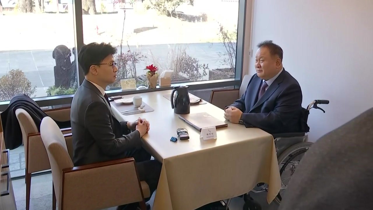 한동훈, '민주 탈당' 이상민에 입당 제안..."상당 부분 의기투합" / YTN