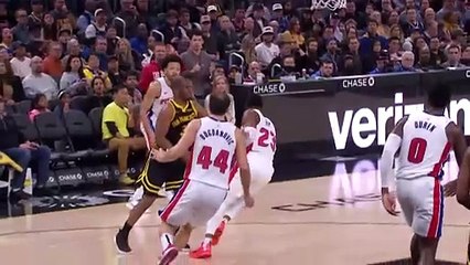 NBA : Sur sa planète, Sabonis mène les Kings au succès contre Toronto