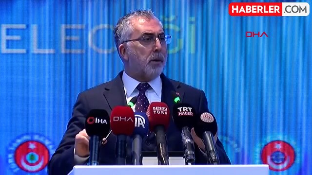 Çalışma ve Sosyal Güvenlik Bakanı Vedat Işıkhan, Kamu Personel Rejiminin Geleceği Paneli'nde konuştu