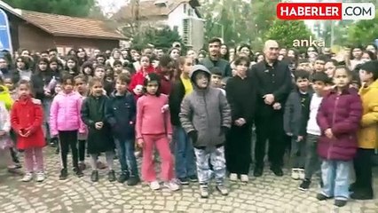İzmir Büyükşehir Belediye Başkanı Tunç Soyer, 'Mahallede Dayanışma Var' projesinin gönüllüleri ve minikleriyle buluştu