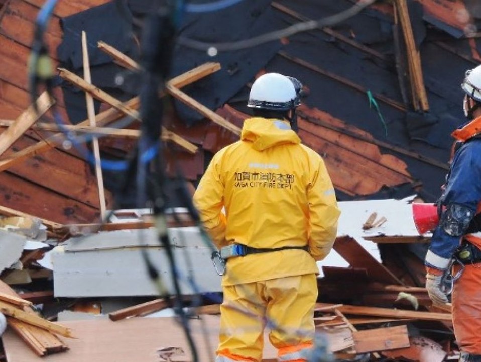 Erdbeben in Japan kostet über 100 Menschen das Leben
