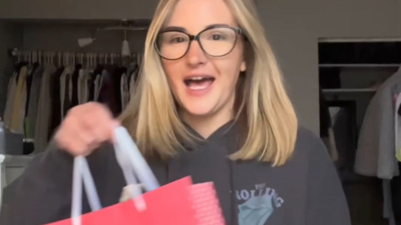 Mom surprises daughter with an iPhone after their TikTok collab went viral