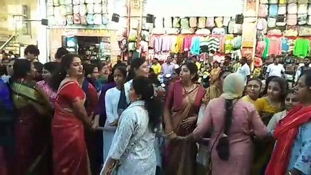 श्रीकृष्ण बलराम रथयात्रा निकाली