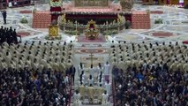 البابا فرنسيس يدعو للسلام في العالم خلال صلاة عيد الغطاس في الفاتيكان