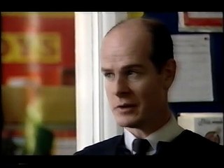 The Bill S17E25 Return of The Hunter