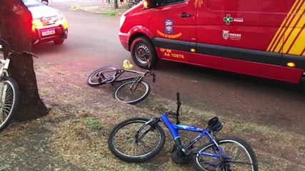 Criança andando de bike é atropelada por carro na Rua Esmeralda
