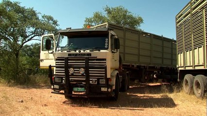 Namibie, Sibérie... Trajets périlleux _ Des Camions et des Hommes