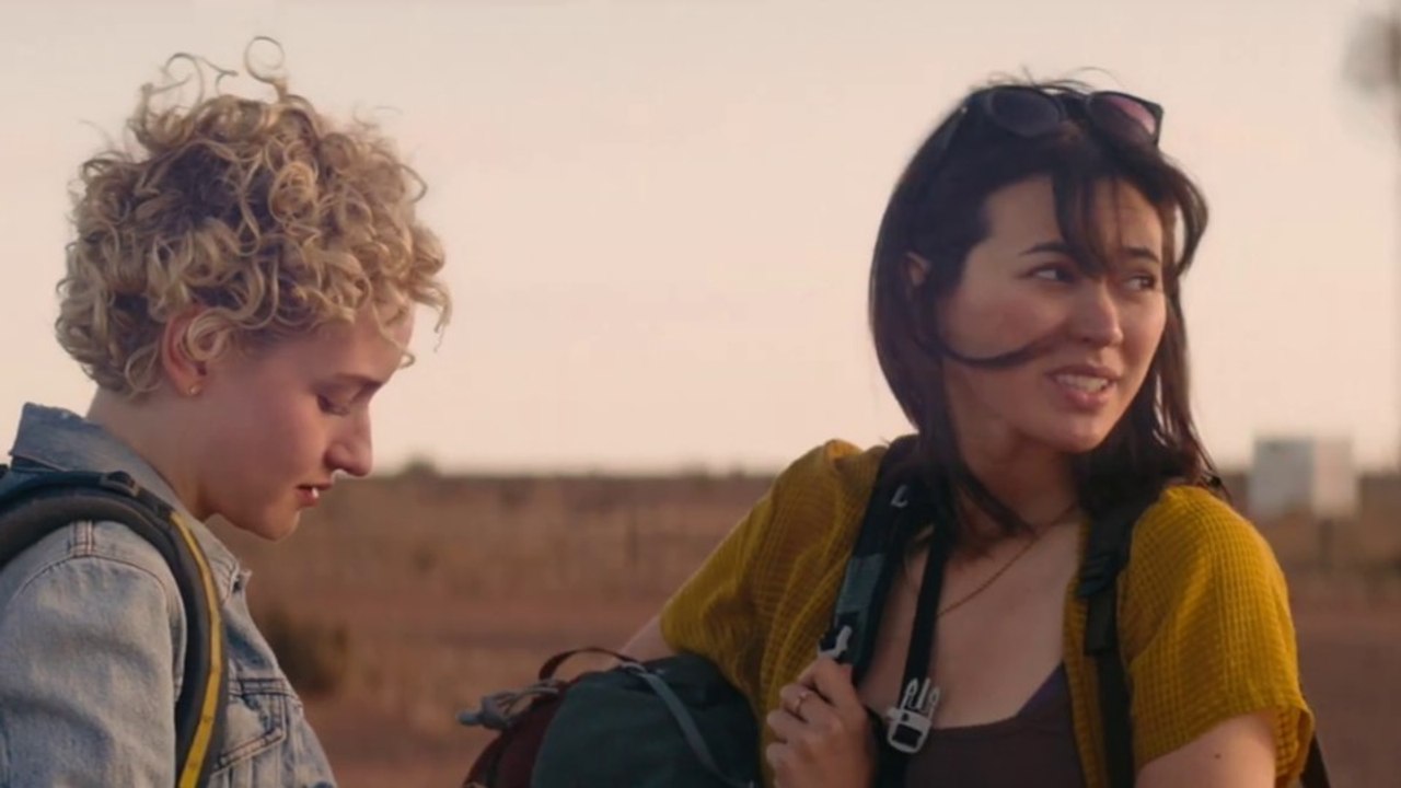 The Royal Hotel: Im Trailer zum neuen Psycho-Thriller schaukelt sich die Stimmung hoch