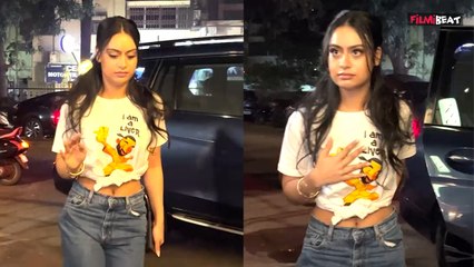 Kajol's Daughter Nysa Devgan Flaunts Orry's 'I am a liver' T-shirt at party, Netizens Reacts