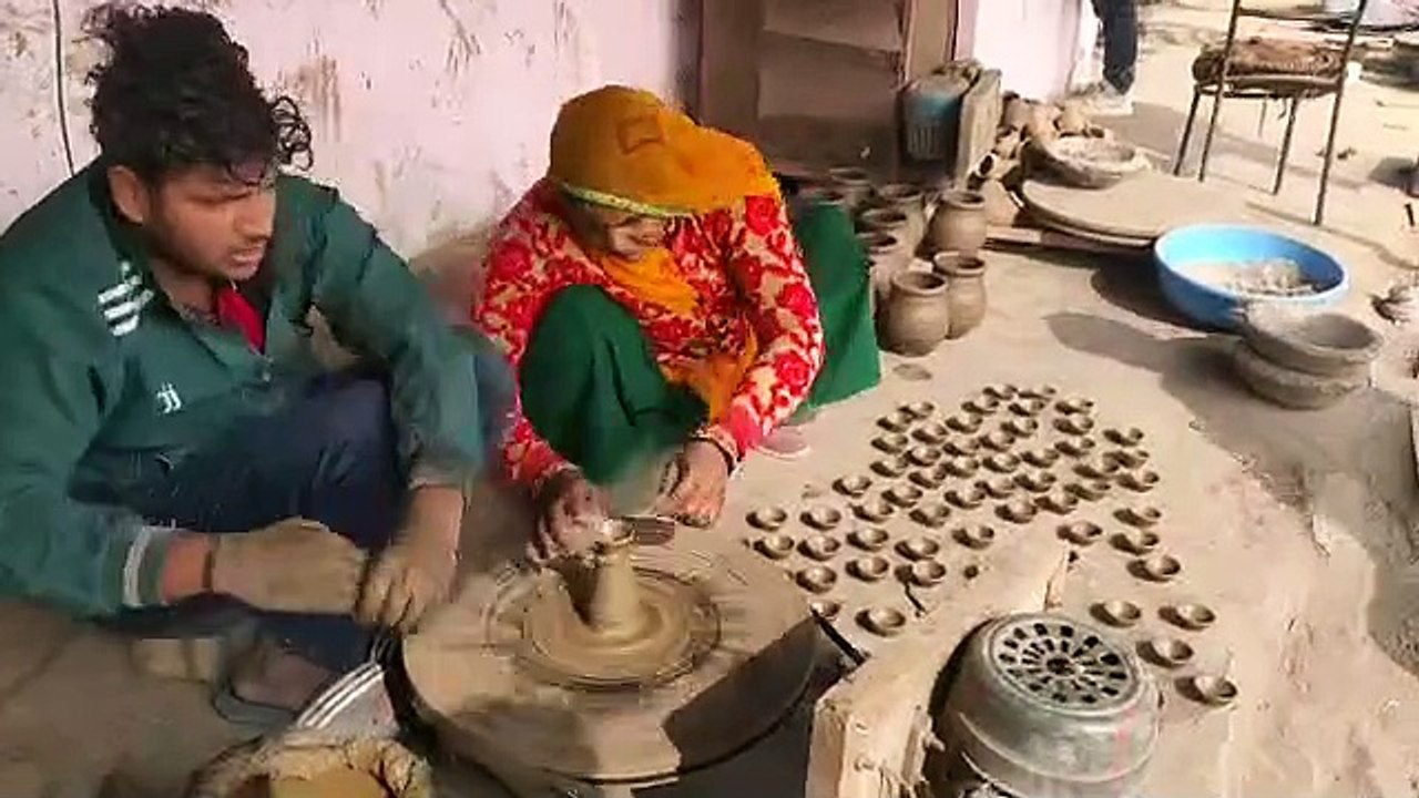 अयोध्या: रामजी की हुई ऐसी कृपा कि गजसिंहपुरा वालों की लगी लॉटरी, अब दिन—रात बस एक ही काम, देखें वीडियो
