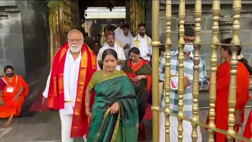 Prabhu Deva: மனைவி குழந்தையோடு.. திருப்பதியில் சாமி தரிசனம் செய்த நடிகர் பிரபு தேவா!! வீடியோ