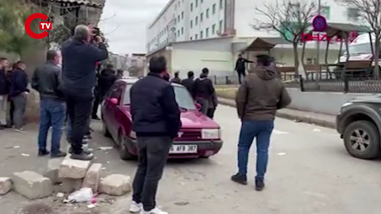 Acil girişine bırakılan çanta bomba paniğine yol açtı