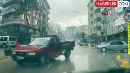 Keşan'da Sağanak Yağış Hayatı Olumsuz Etkiledi