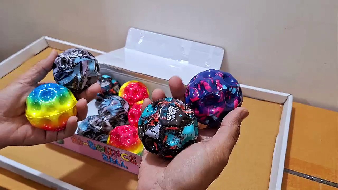 Unboxing and Review of Moon Bounce Ball, Spin And A Unique Popping Sound And Best Gift For Boys And Girl