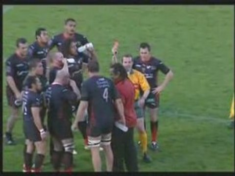 Bagarres Pau-Toulon et Agen-Mont de Marsan