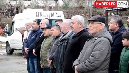 Kırkağaç'ta boğazı kesilerek öldürülen yaşlı kadın toprağa verildi