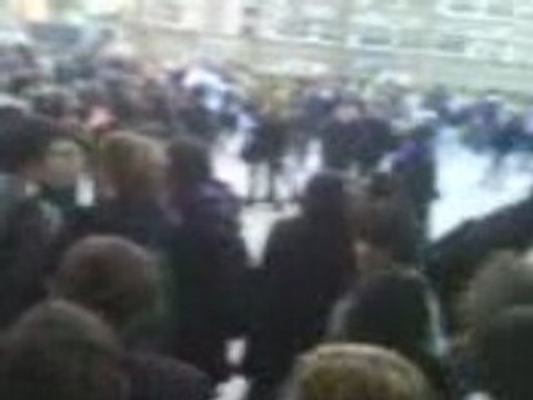 blocus du lycée EUGENE DELACROIX a maison-alfort(94)