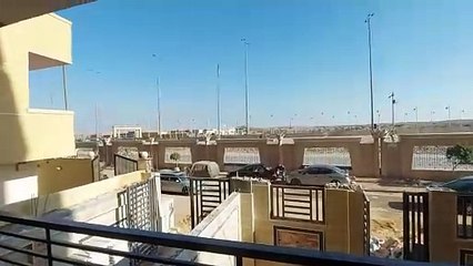 هل تبحث عن شقة مميزة امام بوابة الأهرامات مباشرة؟ في حدائق الاهرام شاهد هذا الفيديو واكتشف المزايا