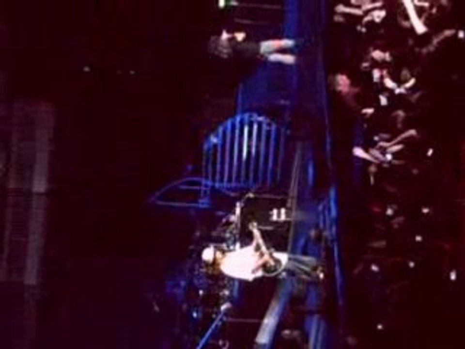 CONCERT DU 09.03.08 PARIS-BERCY BILL qui parle