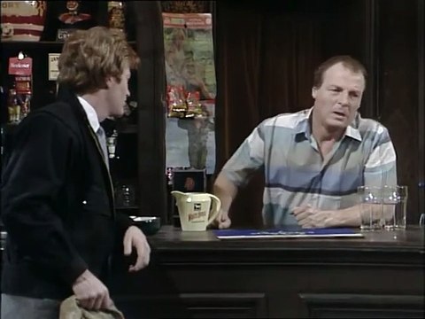 Up The Elephant S03E06 Wide Eyed An Legless