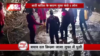 अमेरिका में बर्फबारी से जनजीवन प्रभावित हो गया, यहां लगातार रास्तों को क्लीन करने का काम है जारी