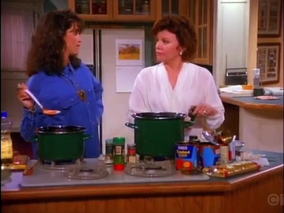 Sibs S01 E11 The In Crowd
