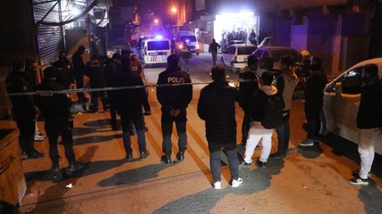 Şanlıurfa'da dur ihtarına uymayan 2 şüpheli vurularak yakalandı