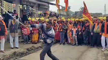 धूम धाम से निकली कलश शोभायात्रा, देखें वीडियो