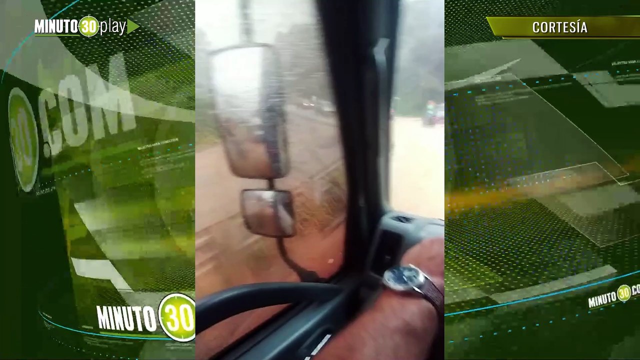 Qué susto El agua sigue haciendo de las suyas En Palmas las vías parecen un río