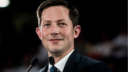 GALA VIDEO -  François-Xavier Bellamy : famille, hobbies… que sait-on de la tête de liste des Républicains aux européennes ?