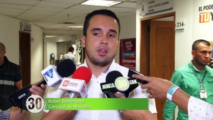 17-11-17 Rober Bohorquez desistio de hacer campana a la Camara y seguira en el Concejo