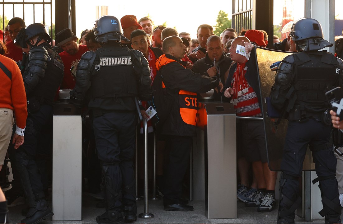 AR 23 UEFA LIVERPOOL OOV