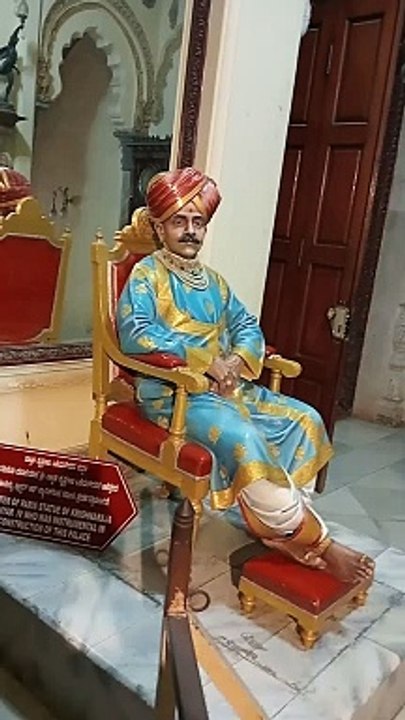 Statue at Mysore Palace || Mysore Palace || Amba Vilas Palace ||  || Places to visit in india