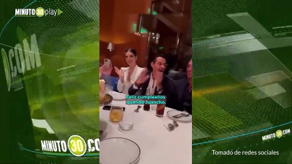 Sencillo pero rodeados de amor. Así celebró Maluma sus 29 años