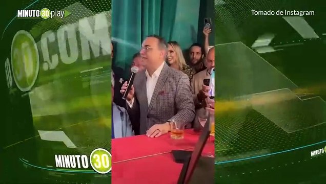 Silvestre Dangond puso a cantar vallenato a Gilberto Santa Rosa en inauguración de su lujoso restaurante