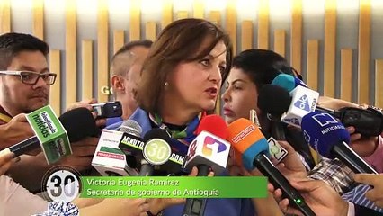 12-12-17  Gobernacion entrega el premio Tortuga de Oro a la Agencia de Seguridad Vial por demoras en proyectos