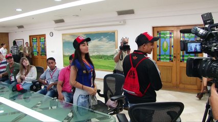 15-12-17 Con placa de reconocimiento resaltaron el trabajo de Antioquia en pro de las juventudes
