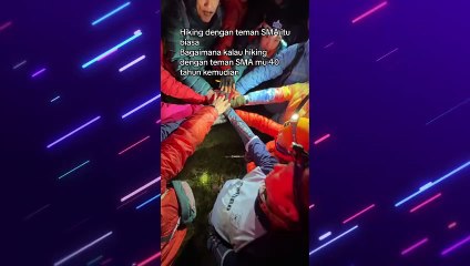 Geng Ini Rayakan 40 Tahun Kelulusan SMA dengan Naik Gunung