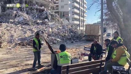 Sube a más de 36.000 el número de fallecidos en Turquía por los terremotos