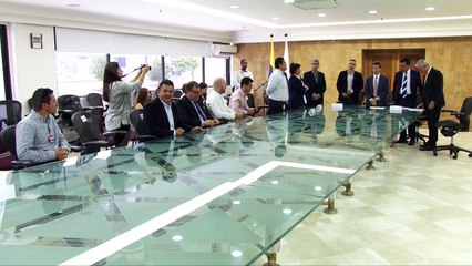 25-05-17-listo-convenio-pavimentar-100-kilometros-vias-rionegro