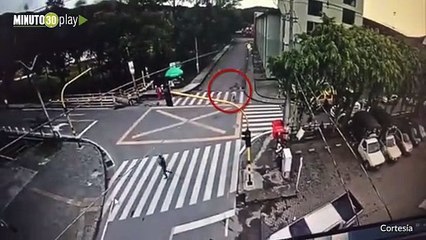 05-10-19 Camión le pasó por encima a una persona en La Ceja