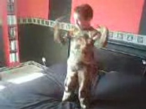 Mon frère... Tecktonik :( :( :(