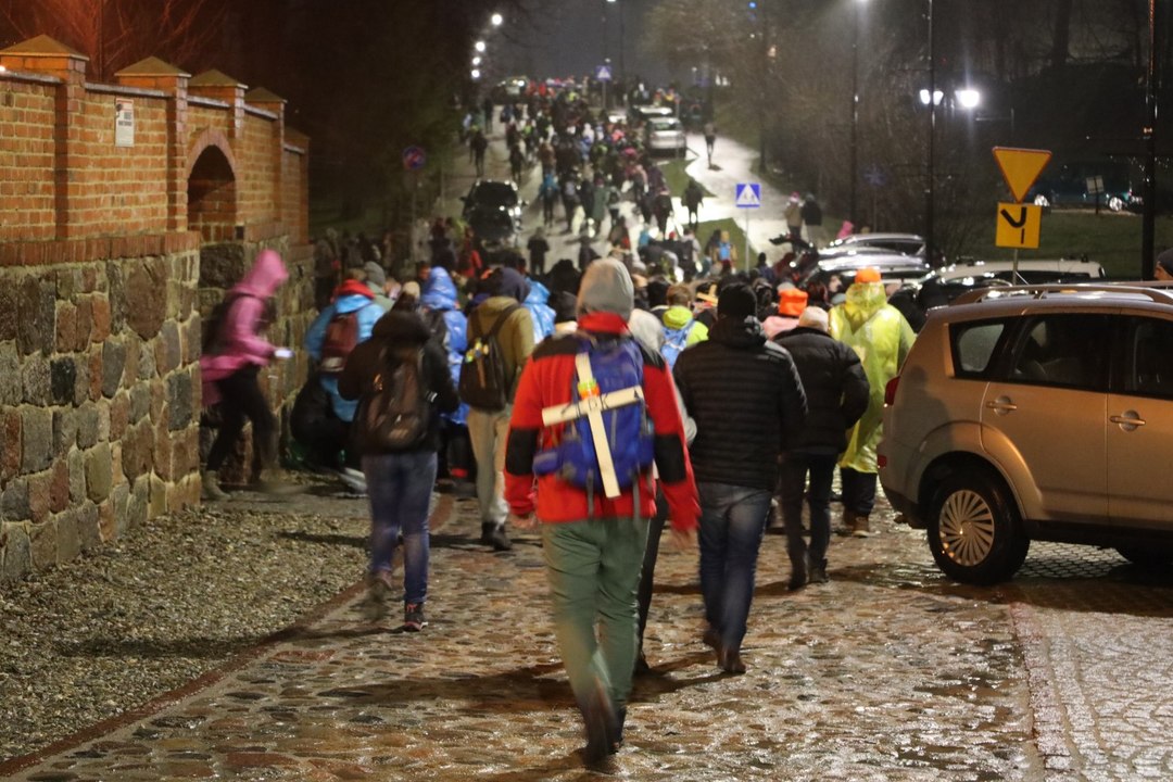 Ekstremalna Droga Krzyżowa w Sierakowicach