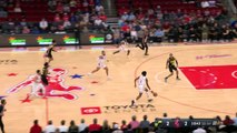 Thompson and Green combine for showtime alley-oop