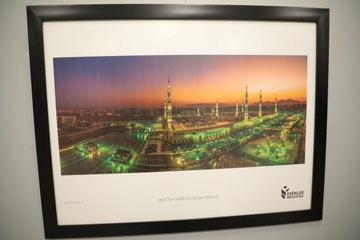 “Üç Harem-i Şerif Sergisi” Esenler’de açıldı!