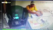 31-07-19 Vendedor de bolsas se habría robado un celular en un descuido en el sector de Lobaina, Medellín