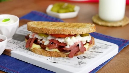 EVDE AYVALIK TOSTU  Böylesi Tostçularda Yok!